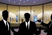 姚勁波：AI可以替代招聘專員、房產(chǎn)中介的工作