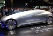 重慶開展車網(wǎng)互動應(yīng)用，新能源汽車反向?yàn)殡娋W(wǎng)送電！比亞迪漲超4%，智能電動車ETF（516380）盤中上探2.81%