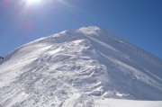 玩游戲，去滑雪大冒險！現(xiàn)在你離滑雪大冒險的腳步更近了。這款基于真實的滑雪場景設計的全新模擬游戲，讓你體驗到前所未有的滑雪樂趣！，滑雪大冒險，真實滑雪場景的真實模擬游戲即將來臨！