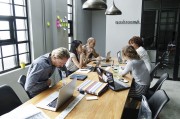 新企業(yè)注冊(cè)全攻略，流程、注意事項(xiàng)及常見(jiàn)問(wèn)題解答，新企業(yè)注冊(cè)全流程解析，流程指南、關(guān)鍵注意及答疑解惑