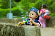 兒童游戲，一個(gè)讓孩子健康成長(zhǎng)的天地，促進(jìn)兒童健康成長(zhǎng)，全面了解和探索適合孩子的游戲玩法