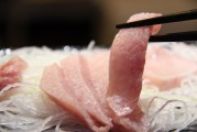 懷孕期間夢(mèng)見(jiàn)魚(yú)，寓意與解讀，懷孕期間夢(mèng)見(jiàn)魚(yú)的寓意與解讀