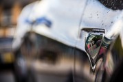 汽車電子手剎如何解除？解除電子手剎的步驟和注意事項有哪些？