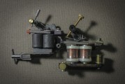 LED燈泡更換的正確步驟是什么？如何確保更換過程中的安全？