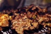 夢到吃生肉的深層解讀，夢到吃生肉的深層解讀