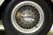電動三輪車的啟動方法和操作技巧有哪些？啟動電動三輪車時需要注意哪些安全事項？