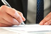 如何評估徽商期貨的？這種評估如何影響選擇？