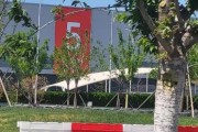 4月交付超2.8萬輛！實(shí)探小米汽車工廠！銷售：訂單大增，交付周期拉長至45周！