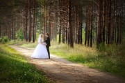 夢中見證幸福時刻——解讀夢見別人結(jié)婚的含義，解讀夢中見證幸福時刻，夢見別人結(jié)婚的含義