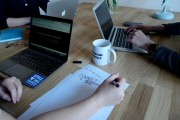 合伙企業(yè)怎么注冊(cè)，怎樣在合伙企業(yè)中注冊(cè)？步驟和需要的文件