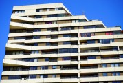 地產(chǎn)后開發(fā)時(shí)代“橫”著長？馮侖稱商品住宅市場將為2019年的1/3，馬寅表示“運(yùn)營決定一切”