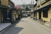 天地人地址變更為?？谑凶锨G路2-1號紫荊等