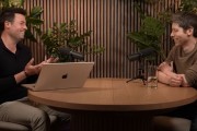 Sam Altman最新訪談：AI將發(fā)現(xiàn)新科學(xué)，未來AI伴侶無處不在，人形機(jī)器人街頭漫步
