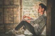 夢中驚醒，朋友向我借錢