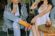 女人夢中驚現(xiàn)火光——解讀女人做夢夢到火燒房子，解讀女性夢境中的火光，夢到火燒房子的含義