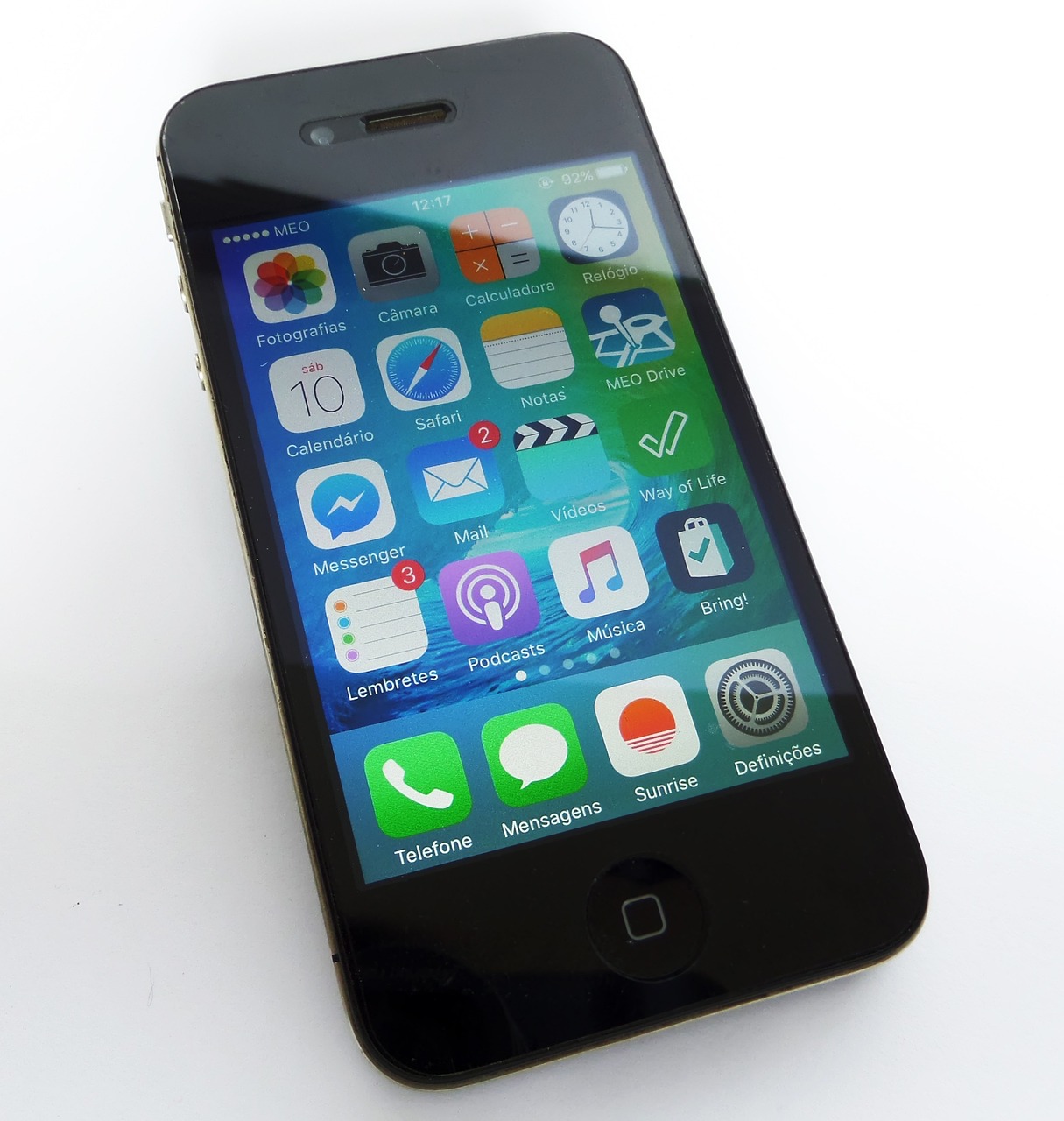一文看懂|蘋果發(fā)布帶人工智能功能的iPhone 16、新款智能手表及耳機(jī)