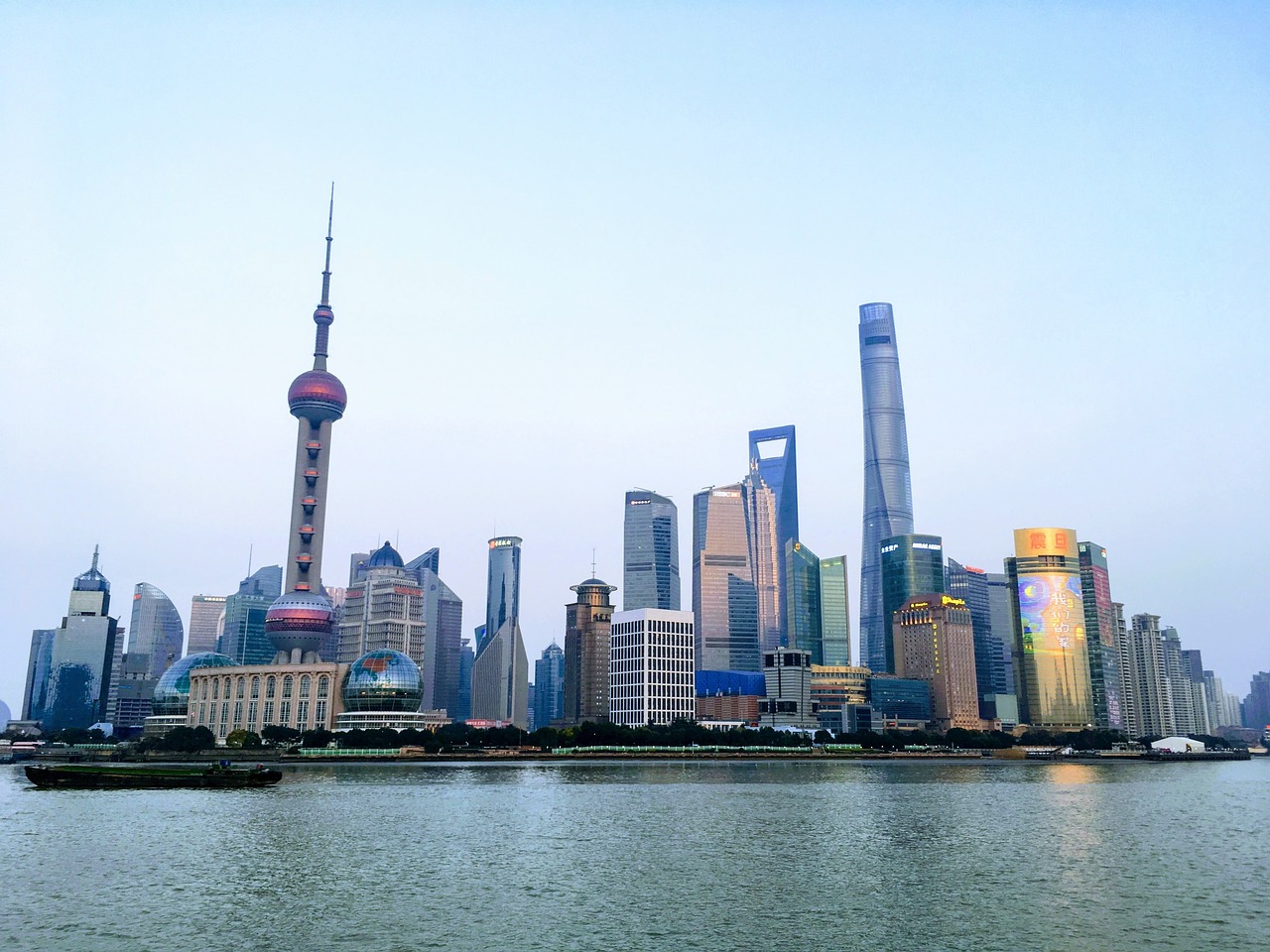 上海市優(yōu)化網(wǎng)站關(guān)鍵詞策略，以提升品牌知名度為目標(biāo)