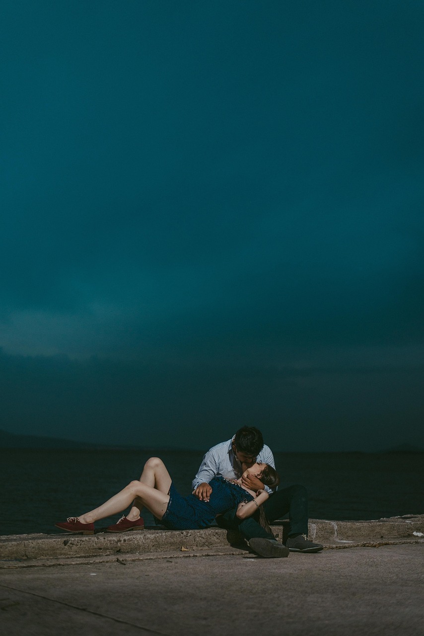 男人夢(mèng)中驚現(xiàn)，出軌的隱秘心理探索