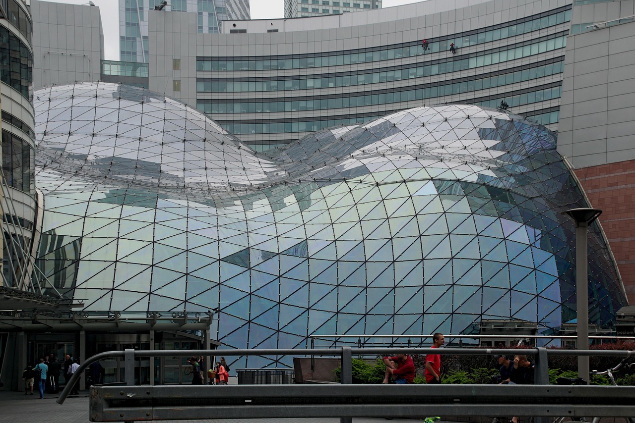 北京，作為中國的首都和國際大都市，擁有一流的科技、文化和教育等資源。在搜索引擎優(yōu)化（SEO）領(lǐng)域中，百度等搜索引擎會根據(jù)其網(wǎng)頁的相關(guān)性和重要性來計算網(wǎng)頁的權(quán)重。那么，百度網(wǎng)站權(quán)重如何計算呢？