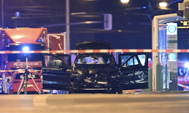 德國(guó)汽車沖撞人群事件已致數(shù)十人死傷，美官員：白宮正密切關(guān)注