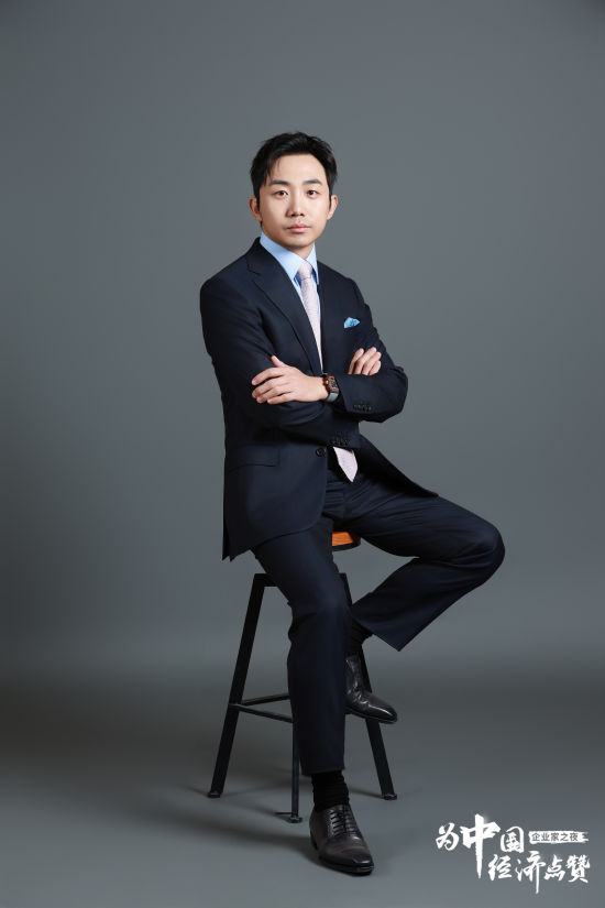 向王寧等企業(yè)家致敬，2024企業(yè)家之夜舉行