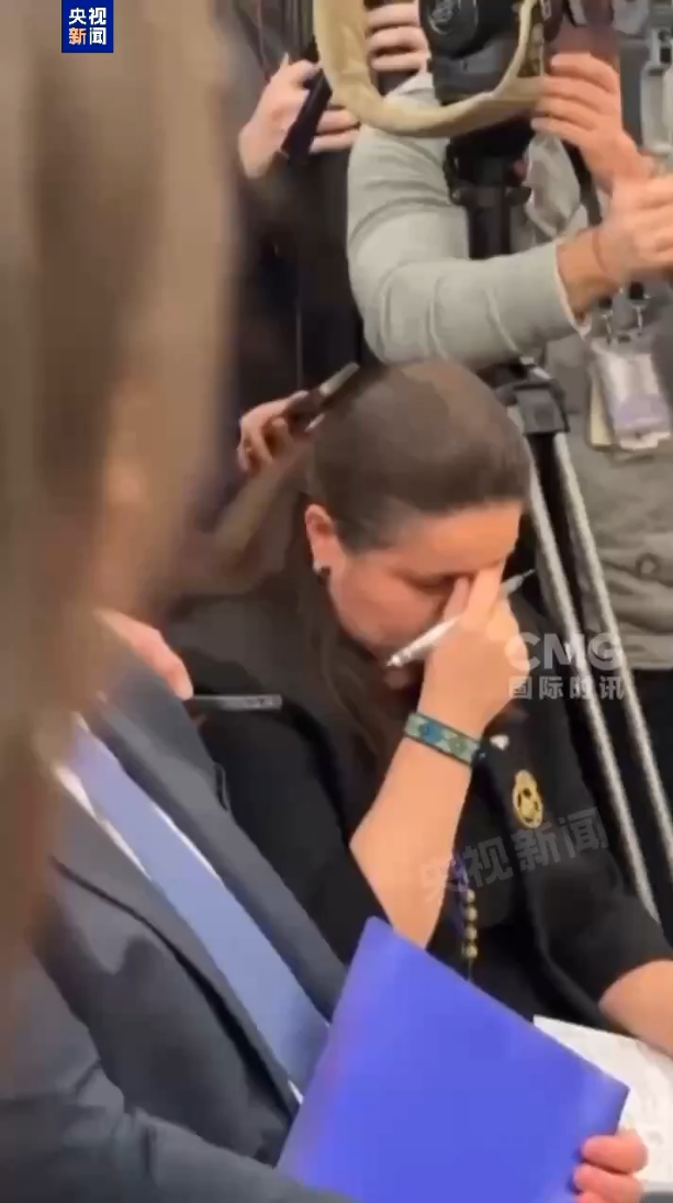 美烏首腦“談崩” ，美記者：報道白宮近30年，這場面前所未見！4分52秒，特澤會現(xiàn)場爭吵實錄曝光