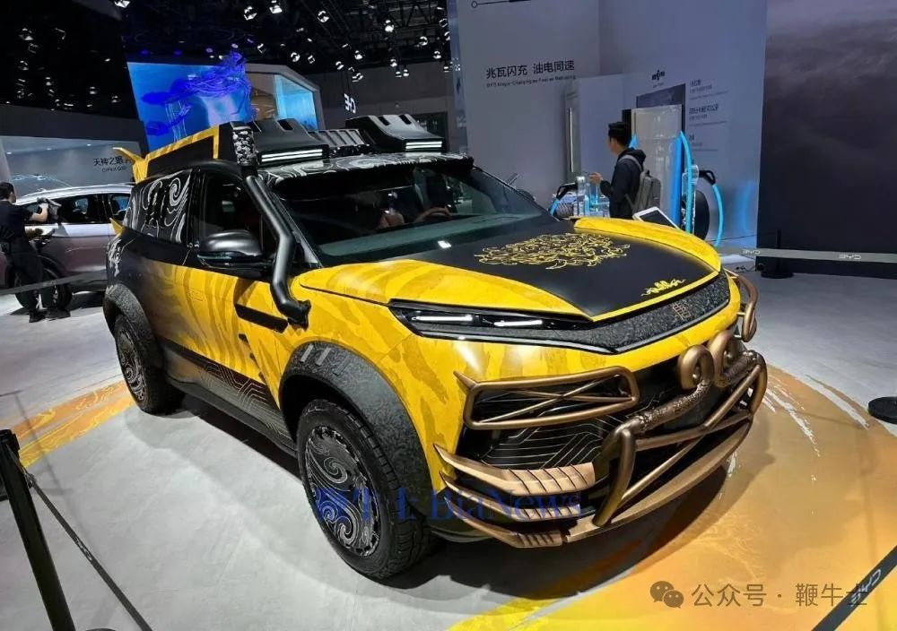 上海車展「車?！贡P點(diǎn)：小鵬機(jī)器人吸睛，比亞迪派出悟空